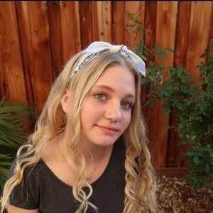 Meet your Posher, Ellice